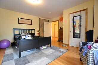 32 Arden St in Boston, MA - Building Photo - Building Photo