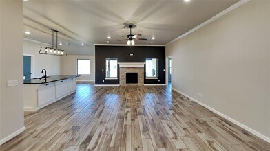 9201 NW 89th St in Yukon, OK - Building Photo - Building Photo