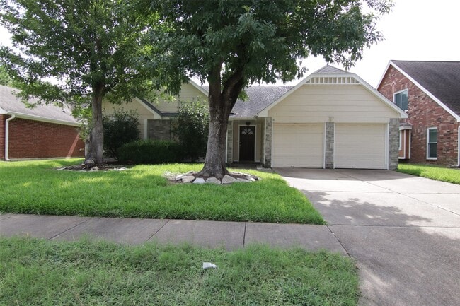 property at 6918 Glen Rosa Dr