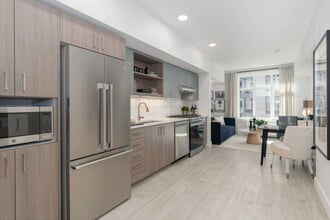 Millhouse in Portland, OR - Foto de edificio - Interior Photo