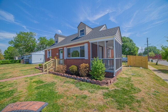 property at 1901 N 27th St