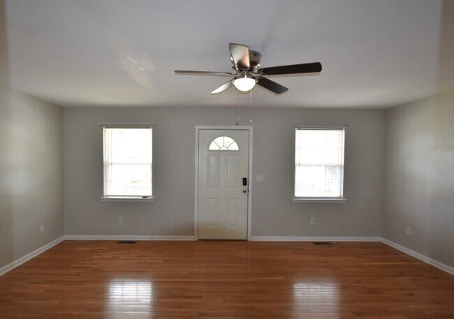 614 N Highland Park Ave in Chattanooga, TN - Foto de edificio - Building Photo