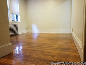 53 Fellsway W, Unit 5 in Medford, MA - Building Photo - Building Photo