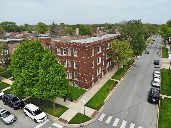 8259 S May St in Chicago, IL - Building Photo - Building Photo