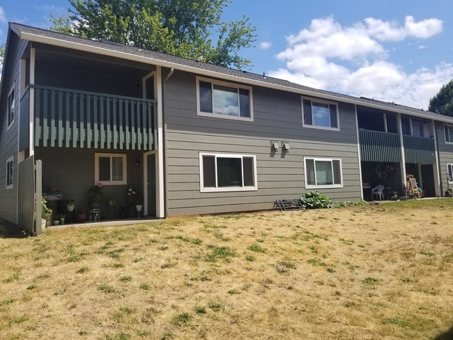 Royal Crest Townhomes in Vancouver, WA - Foto de edificio - Building Photo