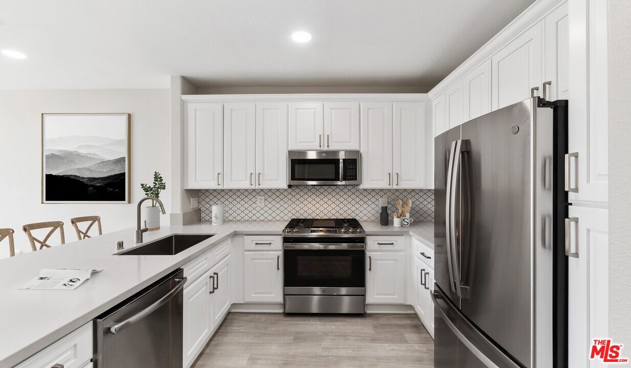 6260 W 3rd St-Unit -433 in Los Angeles, CA - Building Photo