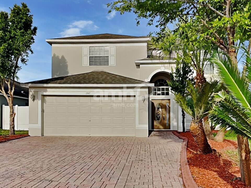 1347 Kaffir Lily Ct in Trinity, FL - Building Photo