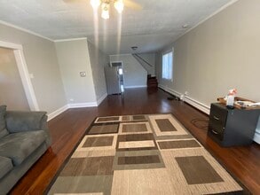 7659 W Sunset Dr in Elmwood Park, IL - Building Photo - Building Photo