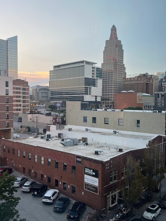 1535 Walnut St, Unit Campbell 506 in Kansas City, MO - Building Photo