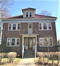 61 Algonquin Rd, Unit 61 in Chestnut Hill, MA - Foto de edificio - Building Photo