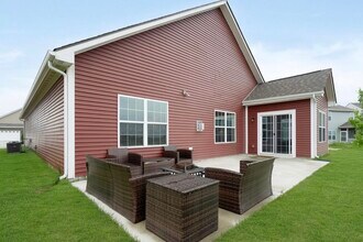 5304 Maywood Dr in Whitestown, IN - Building Photo - Building Photo