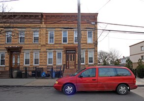 80-36 Cypress Ave in Flushing, NY - Building Photo