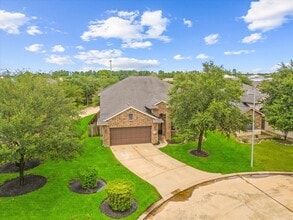 13946 Cypress Star Ln in Cypress, TX - Foto de edificio - Building Photo