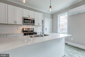 2434 E Dauphin St in Philadelphia, PA - Building Photo - Building Photo