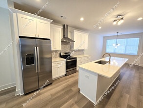 340 Eugenia St SW in Atlanta, GA - Foto de edificio - Building Photo