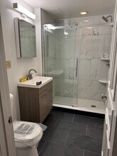 17 Exeter St, Unit B in Boston, MA - Foto de edificio - Building Photo