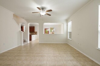 10909 Helms Deep Dr in Austin, TX - Building Photo - Building Photo