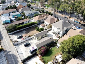 446 S St Louis St in Los Angeles, CA - Building Photo - Building Photo