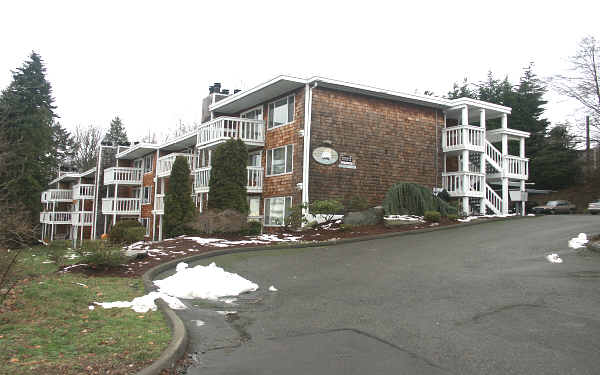 Soundview in Federal Way, WA - Building Photo