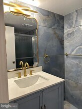 5831 Cove Landing Rd in Burke, VA - Building Photo - Building Photo