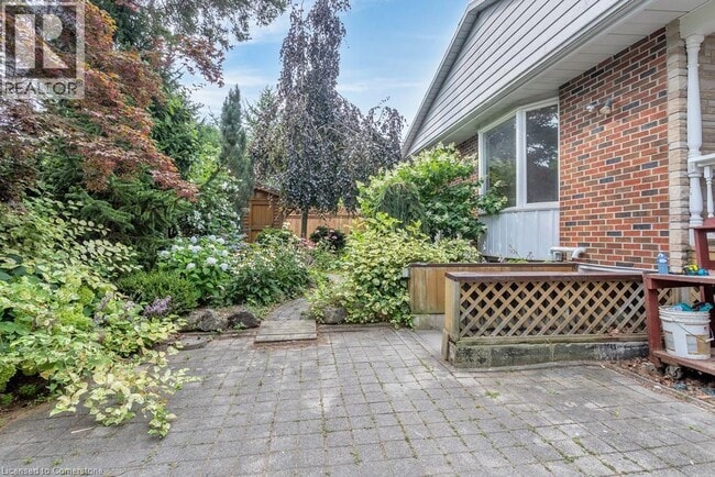 34 Windermere Crescent in Woodstock, ON - Building Photo - Building Photo