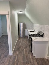 103 N Eldorado St in San Mateo, CA - Foto de edificio - Building Photo