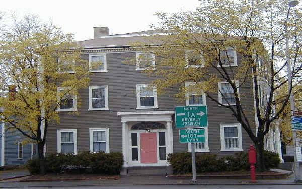 134 Bridge St in Salem, MA - Building Photo