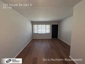 223 Solon Dr in Ballwin, MO - Building Photo - Building Photo