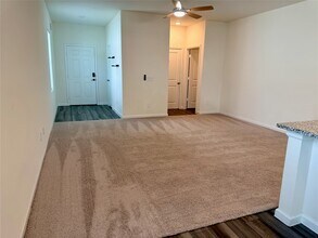 31238 Williams Lndg St in Waller, TX - Building Photo - Building Photo