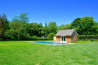 23 Gansett Ln in Amagansett, NY - Building Photo - Building Photo