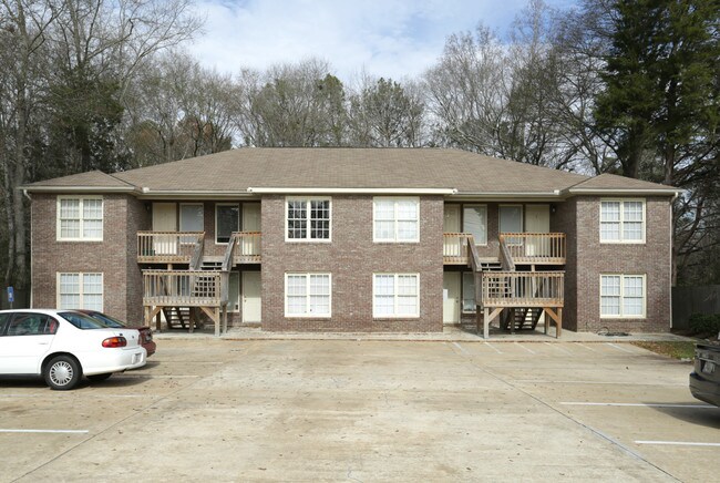 Miller Creek Apartments in Columbus, GA - Foto de edificio - Building Photo