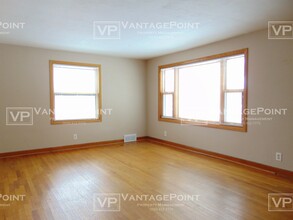 1012 W 4th St in Appleton, WI - Building Photo - Building Photo