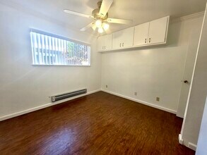 1586 Albatross Dr, Unit Apt 2 in Sunnyvale, CA - Building Photo - Building Photo