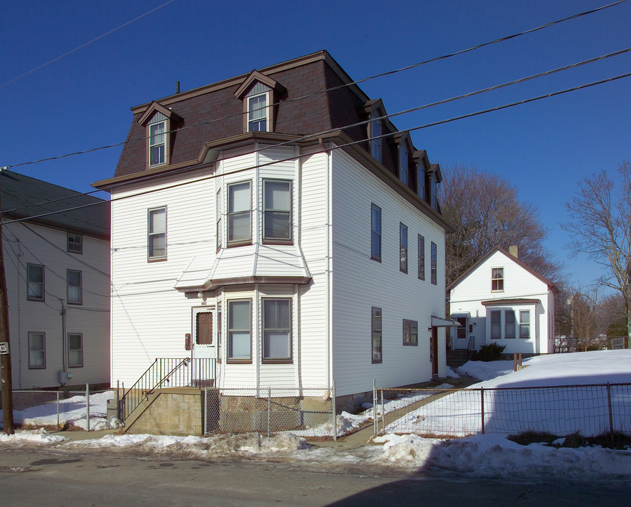 482 Snell St in Fall River, MA - Building Photo