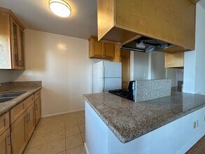 23 Thornton Ave in Los Angeles, CA - Building Photo - Building Photo