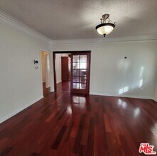 1030 S St Andrews Pl in Los Angeles, CA - Building Photo - Building Photo