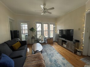 1237-1245 W Morse Ave in Chicago, IL - Building Photo - Interior Photo