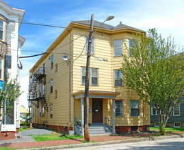 125 Morning St in Portland, ME - Foto de edificio - Building Photo