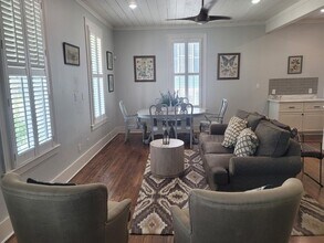 1409 Moody Ave in Galveston, TX - Building Photo - Building Photo