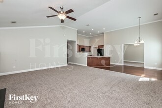 660 Herring Rd in Grayson, GA - Building Photo - Building Photo