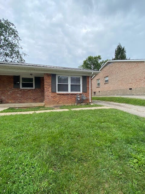 735 Terrace View Dr in Lexington, KY - Building Photo - Building Photo