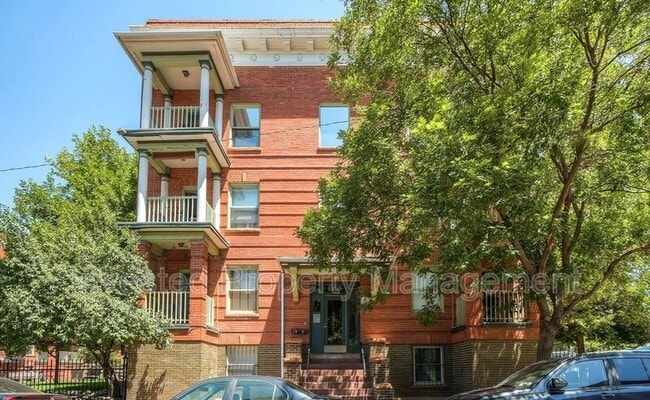 property at 1356 Pearl St