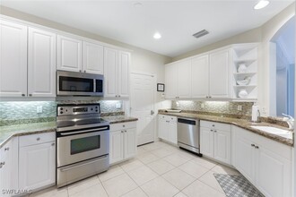 2662 Bolero Dr in Naples, FL - Building Photo - Building Photo