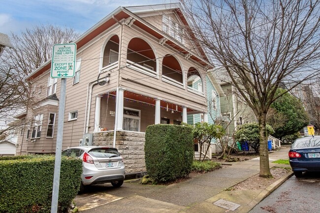 1517 SW Columbia St in Portland, OR - Building Photo - Building Photo