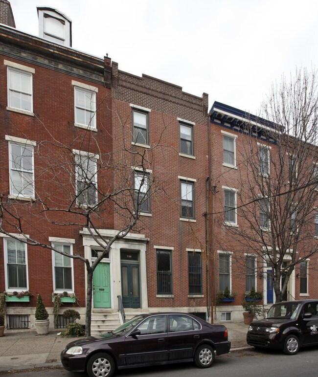 720 S 10th St in Philadelphia, PA - Building Photo - Building Photo