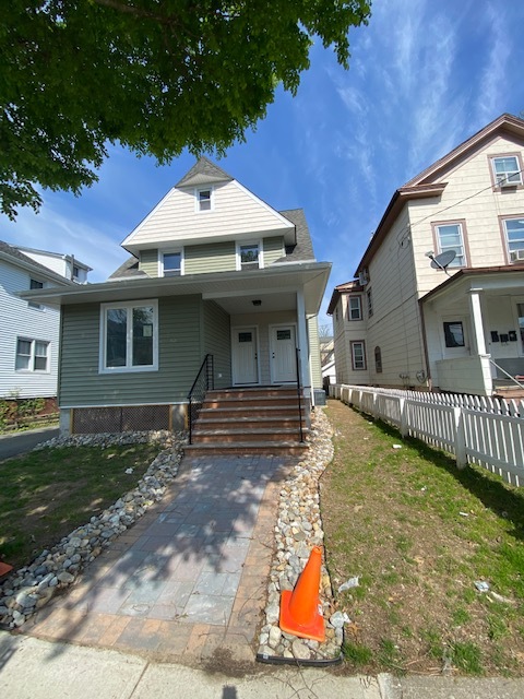 13 King St, Unit 2 in Morristown, NJ - Building Photo - Building Photo