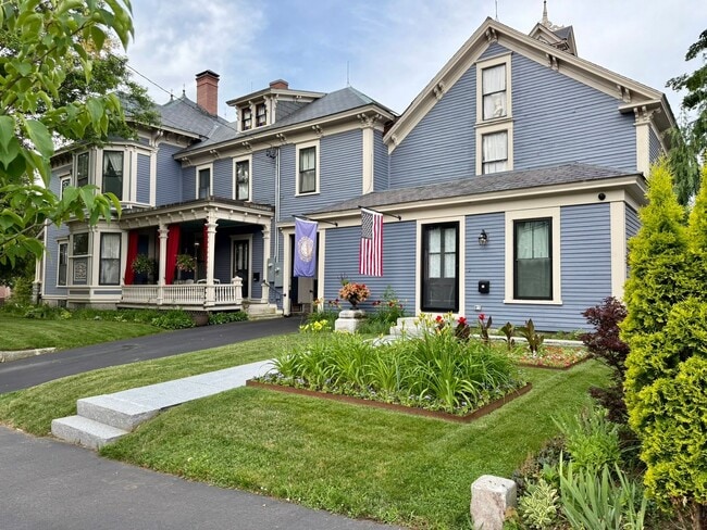 property at 84 Russell St
