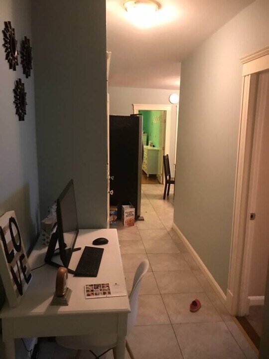 84 Endicott St, Unit 2nd Floor in Peabody, MA - Foto de edificio