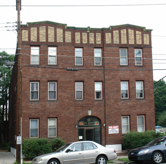 Oak Street Apartments in Binghamton, NY - Foto de edificio - Building Photo