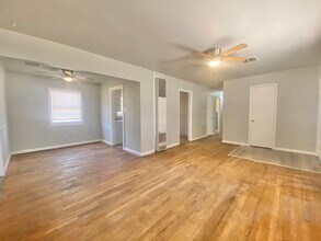 806 58th St in Lubbock, TX - Building Photo - Building Photo